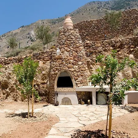 Achilleas Crete فيلة