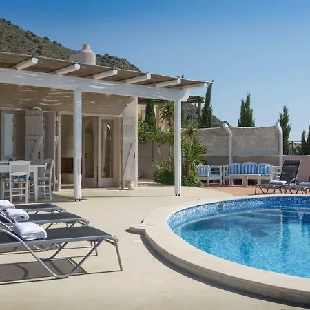 فيلة Achilleas Crete *